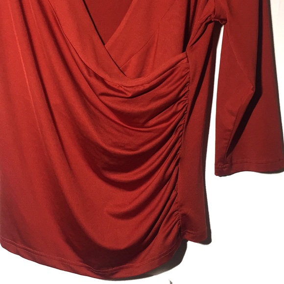 DANIER Red Deep-Cut Top 3/4 Sleeve Blouse - Picture 5 of 8